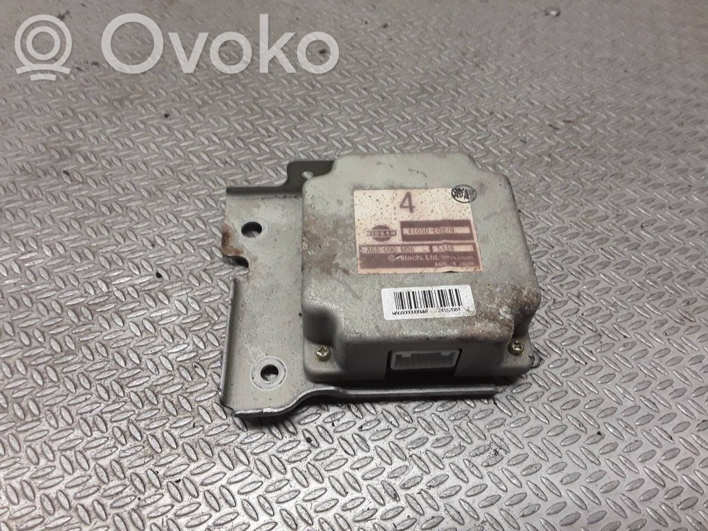 Unité de commande / module ECU à répartition de couple   41650EQ070
