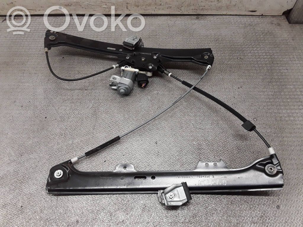 Regulador de puerta delantera con motor   7075668E