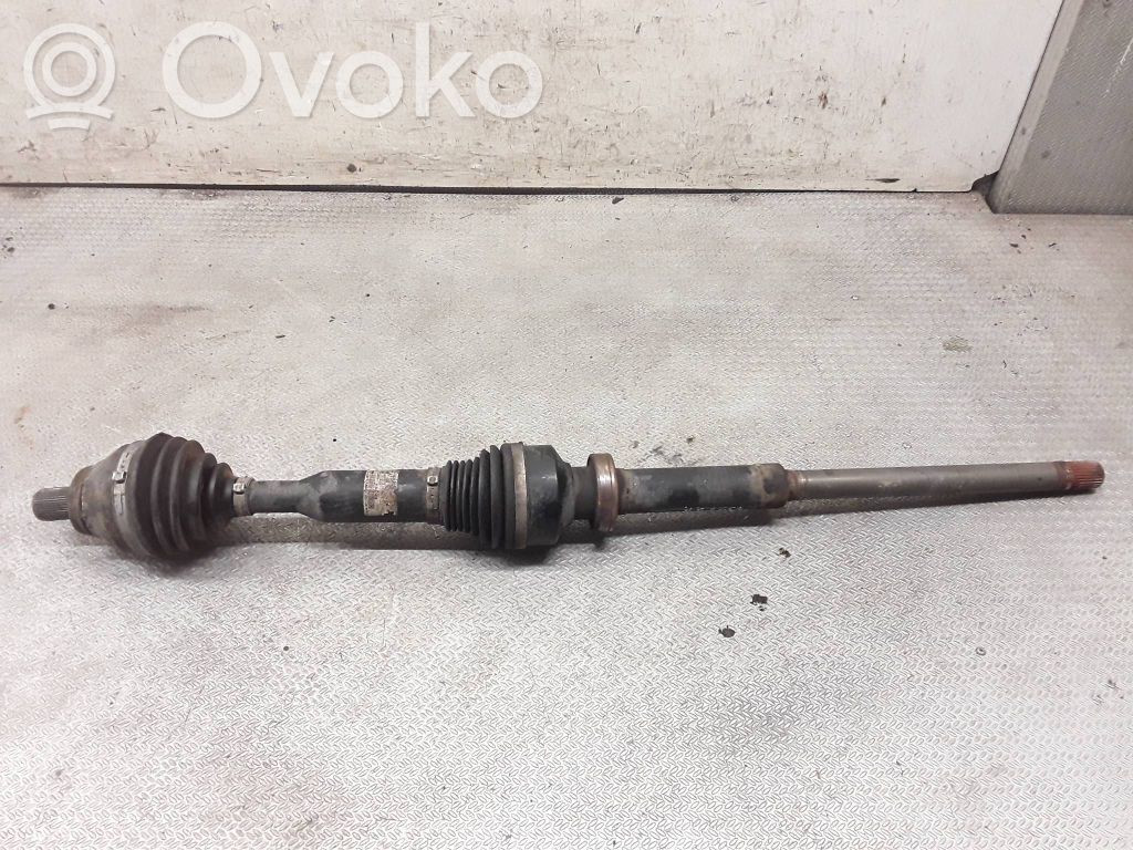 Front driveshaft   P30711430