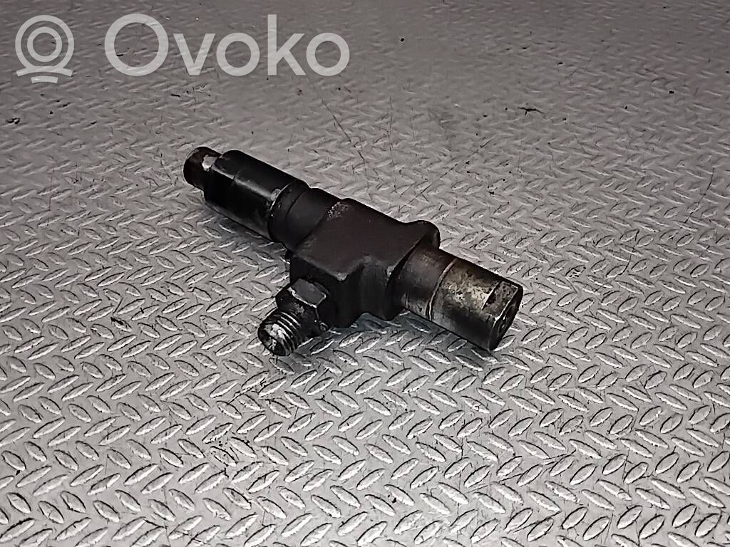 Renault Trafic I Injektor Einspritzdüse 