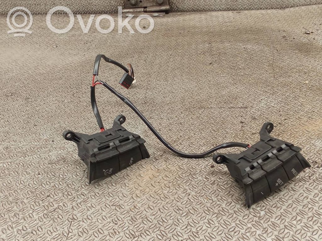 Ford Focus Vairo mygtukai/ jungtukai 