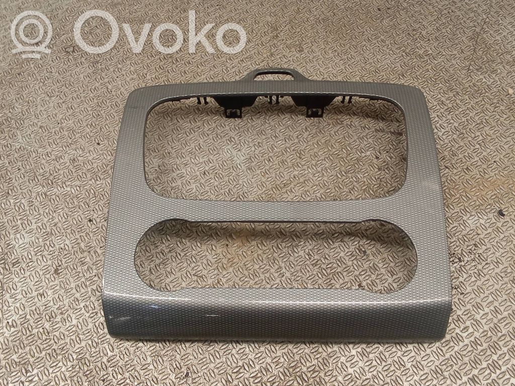 Radio/GPS head unit trim   7M5118522D