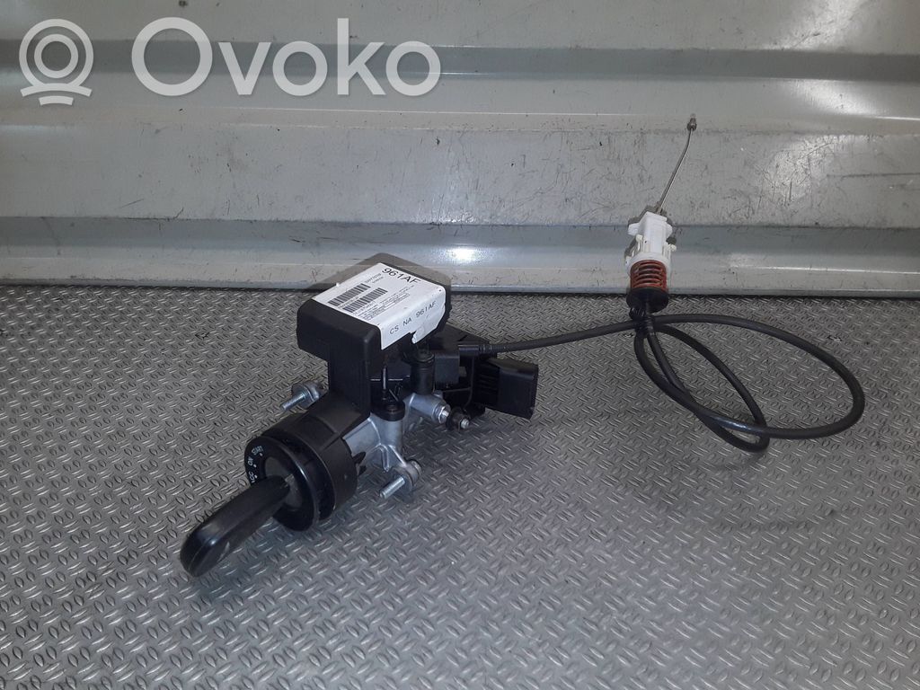 Užvedimo spynelė   P04686961AF