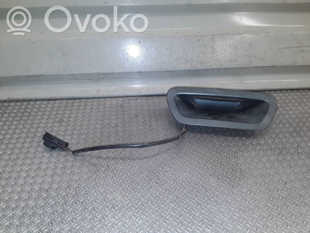 Chrysler Pacifica Tailgate opening switch 
