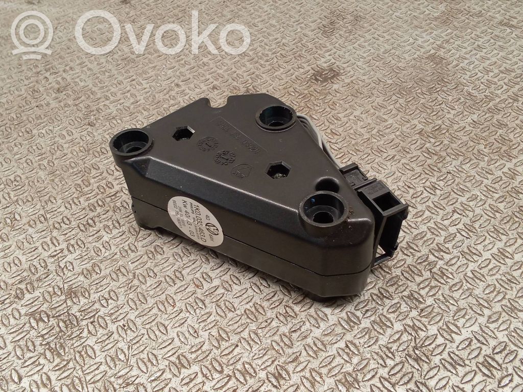Volkswagen Golf V Amplificatore