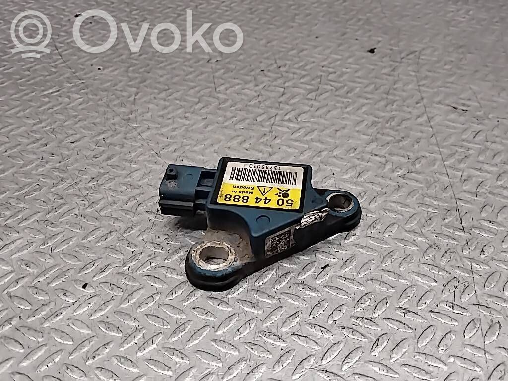 Saab 9-5 Airbag deployment crash/impact sensor 