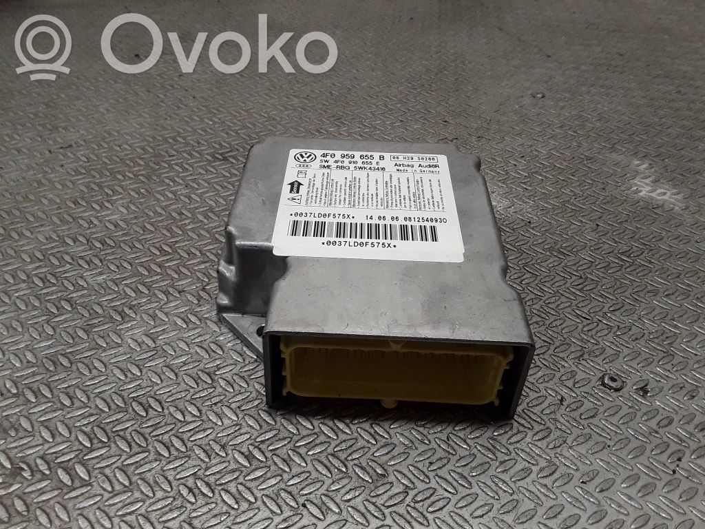 Module de contrôle airbag   4F0959655B