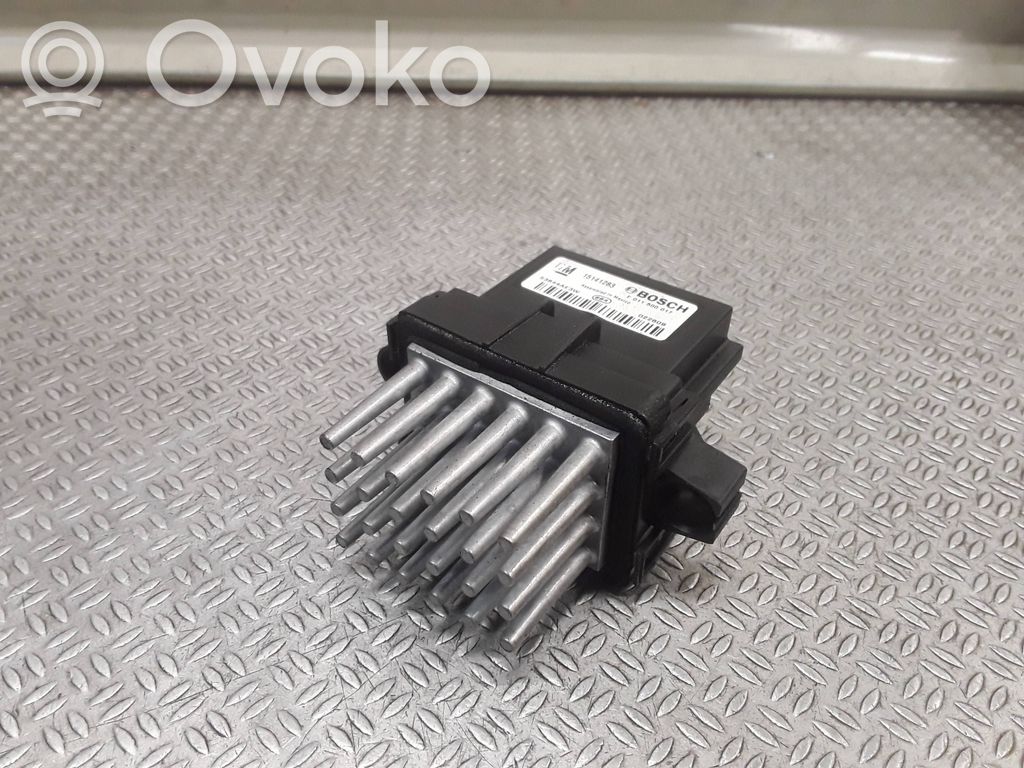 Opel Insignia A Motor aerotermă/rezistor ventilator 