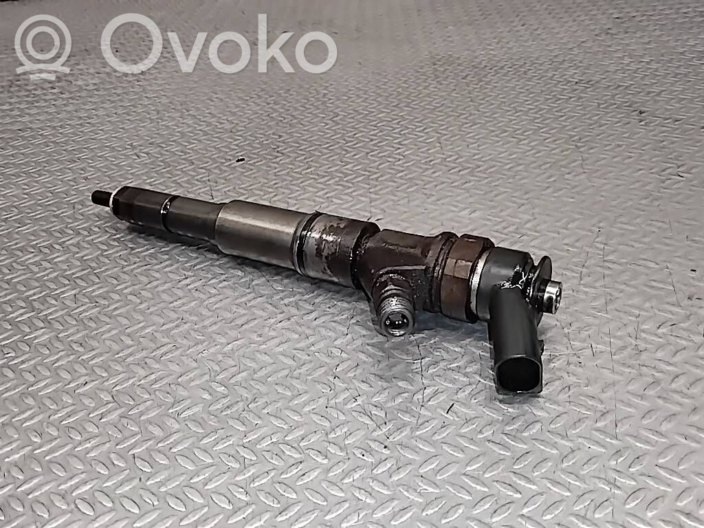 Injecteur de carburant   7794652,0445110212