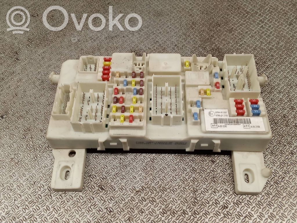 Ford Focus Fuse module 