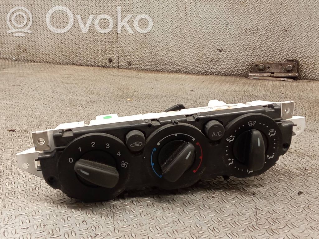 Ford Focus Climate control unit 