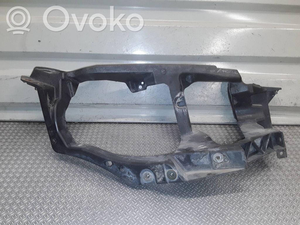Mitsubishi Colt Headlight/headlamp mounting bracket 
