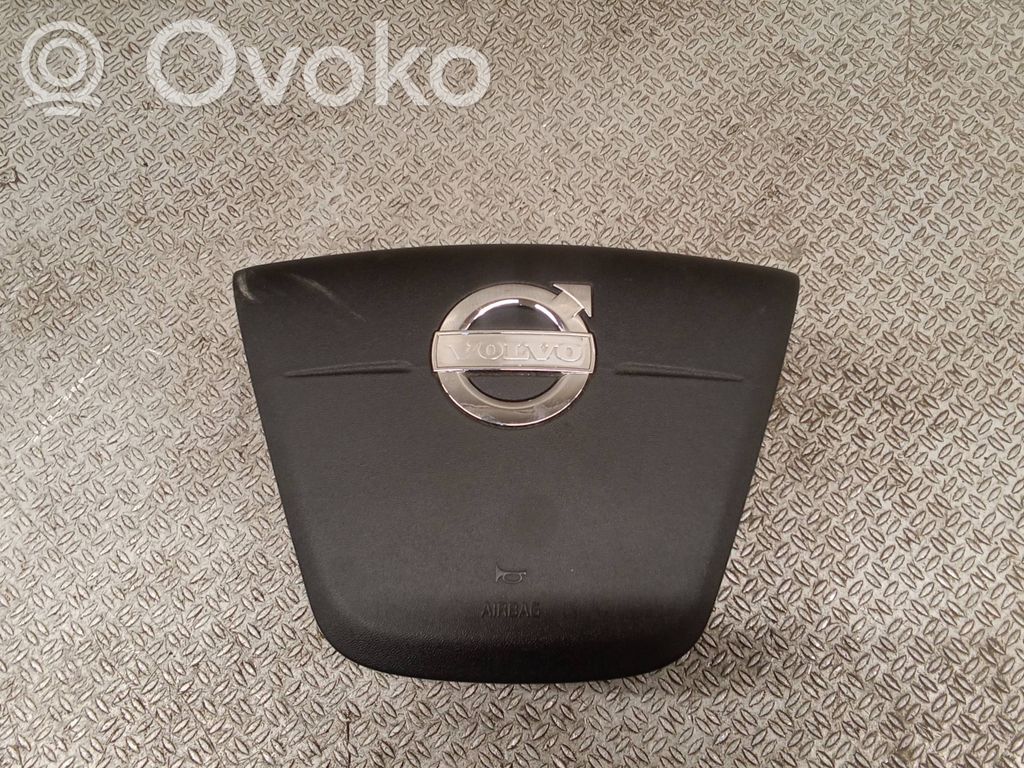 Volvo V70 Vairo oro pagalvė 