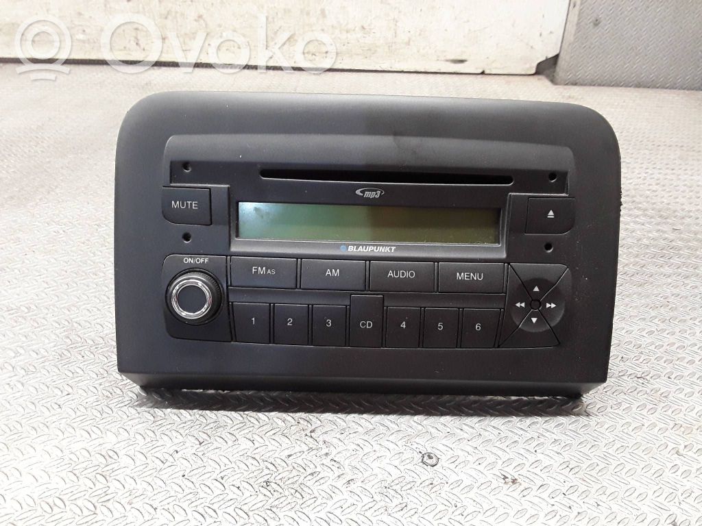 Panel / Radioodtwarzacz CD/DVD/GPS   7646336316