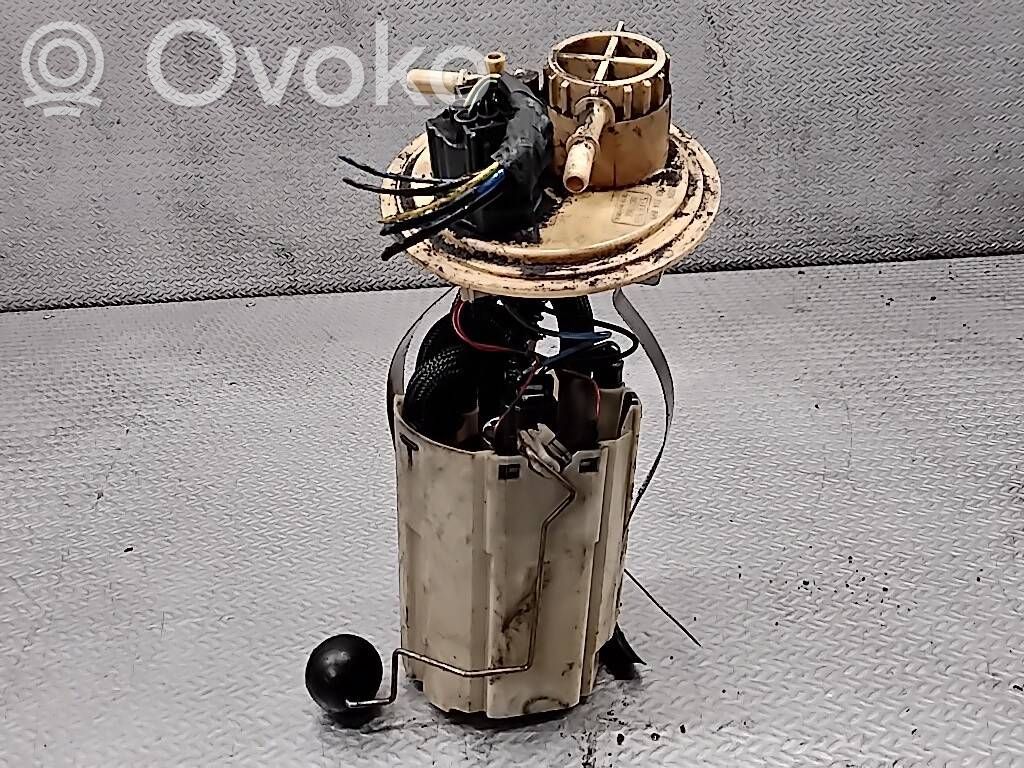 Volvo V70 Bomba interna de combustible 