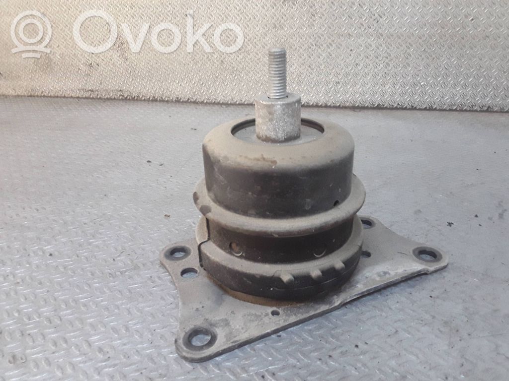 Engine mount bracket   6Q0199262BF