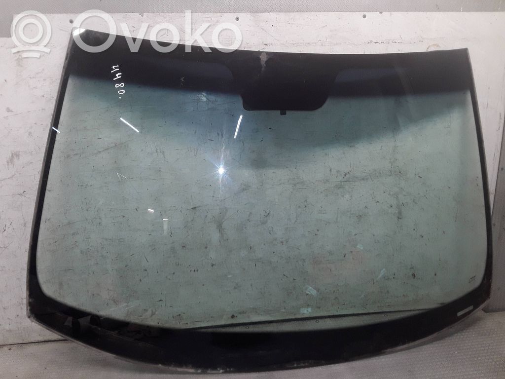 Front windscreen/windshield window