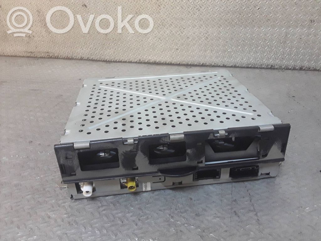Radio/CD/DVD/GPS-pääyksikkö   4E0035541