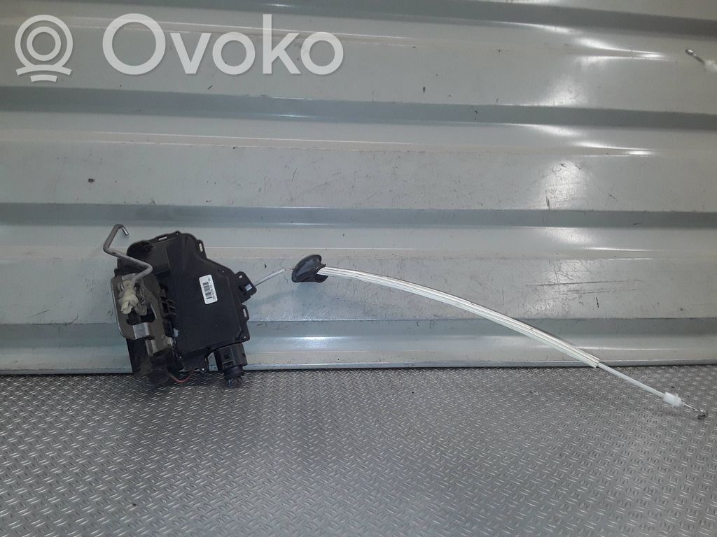 Audi A2 Priekšpusē slēdzene 
