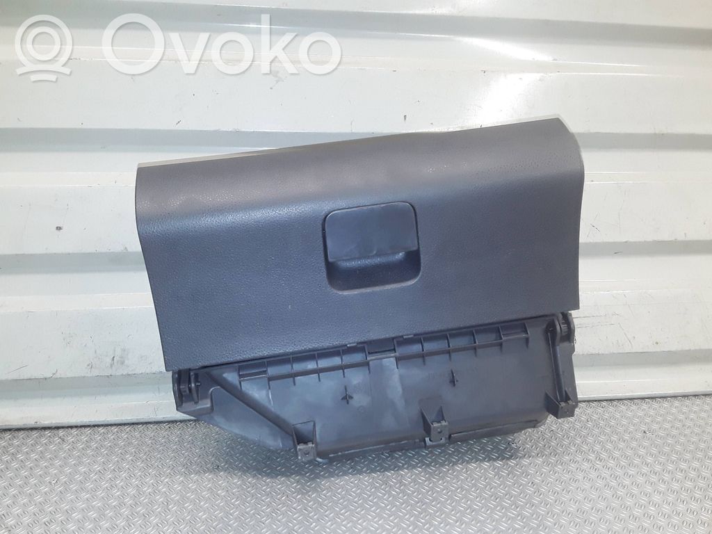 Volkswagen Polo IV 9N3 Guantera 