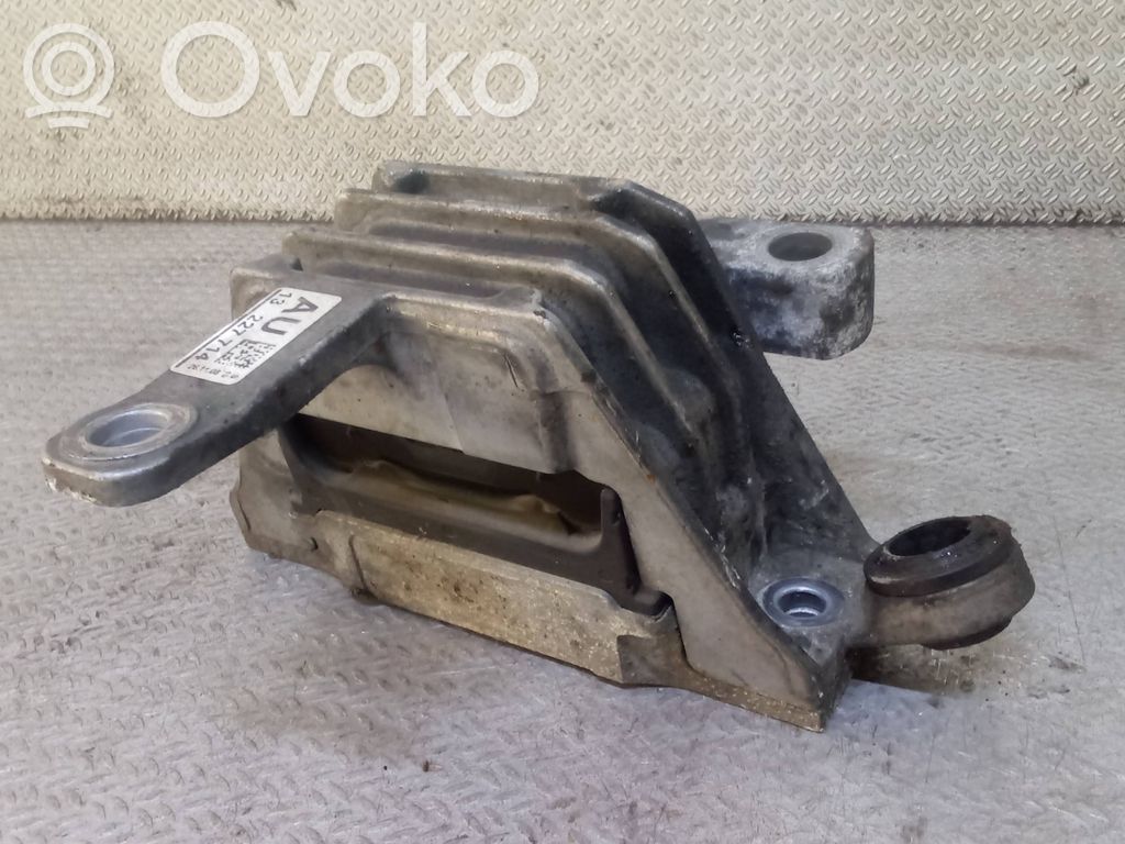 Engine mount bracket   13227714