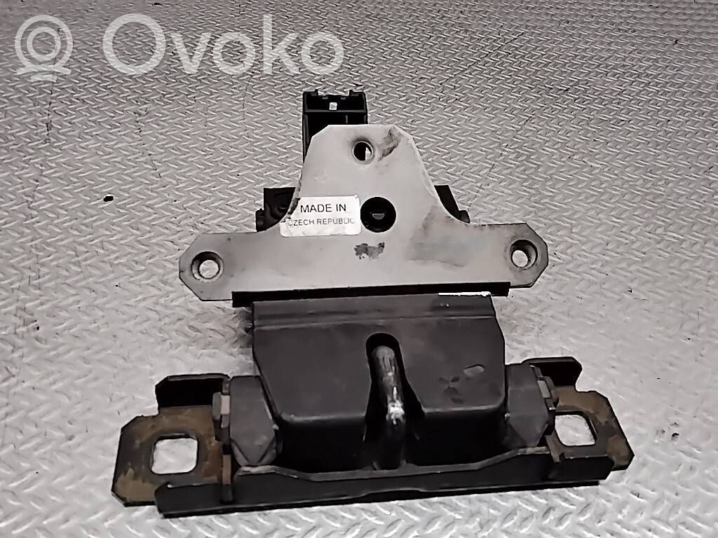 Volvo V50 Tailgate/trunk/boot lock/catch/latch 
