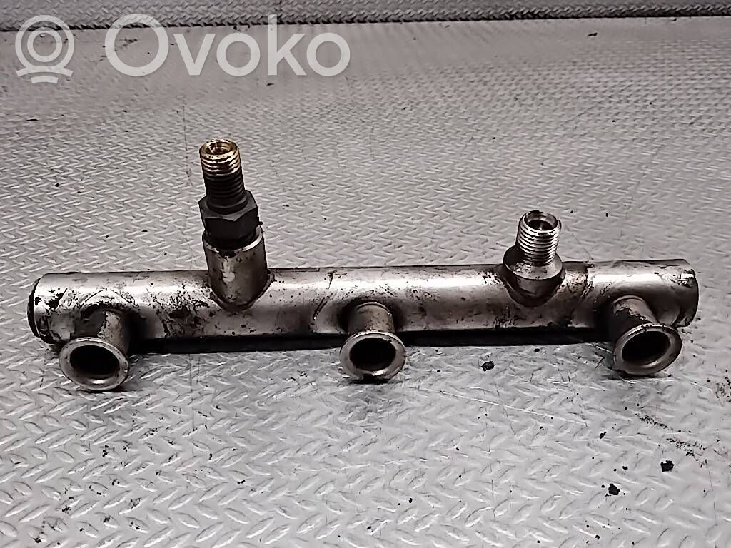 Audi A6 S6 C6 4F Polttoainepääputki 