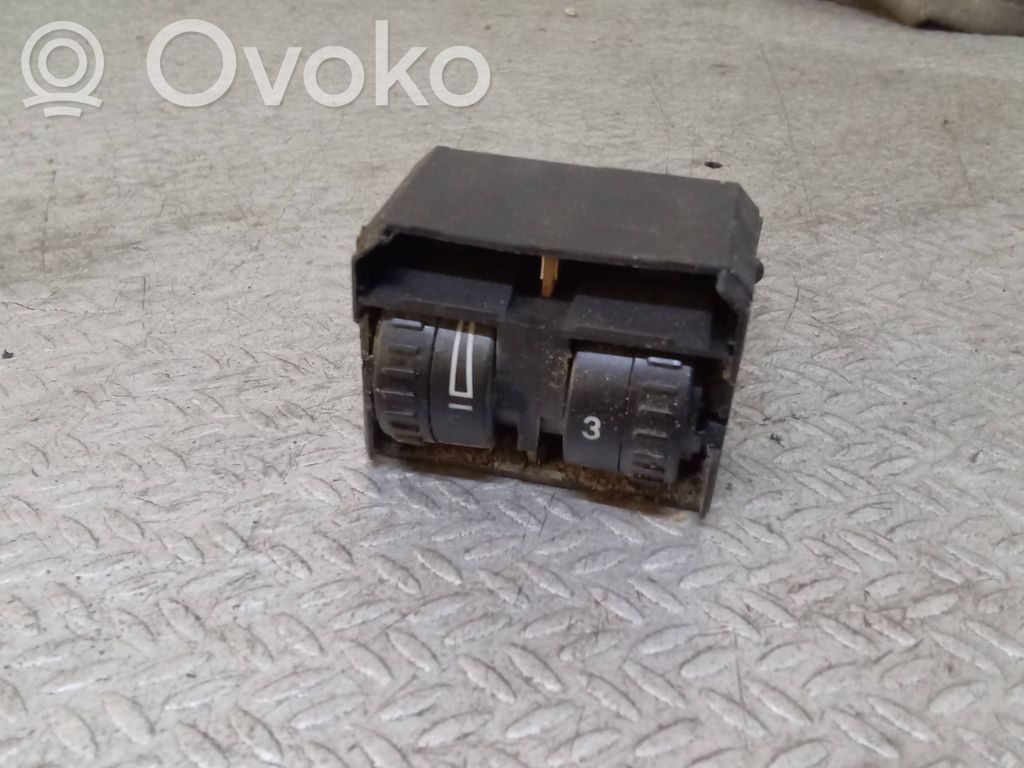 Volkswagen Caddy Headlight level height control switch 