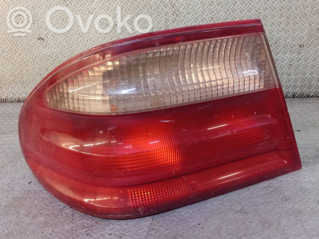 Mercedes-Benz E W210 Takavalot 