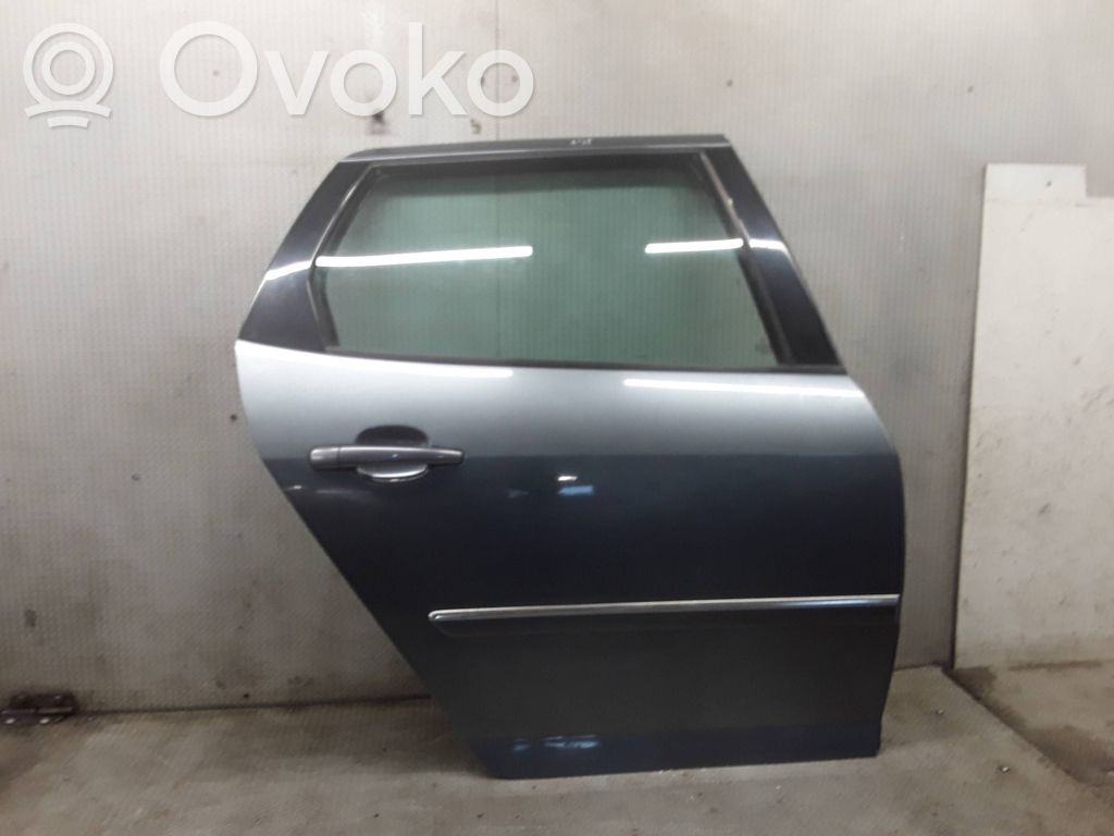 Rear door