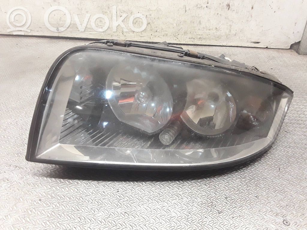 Audi A2 Headlight/headlamp 