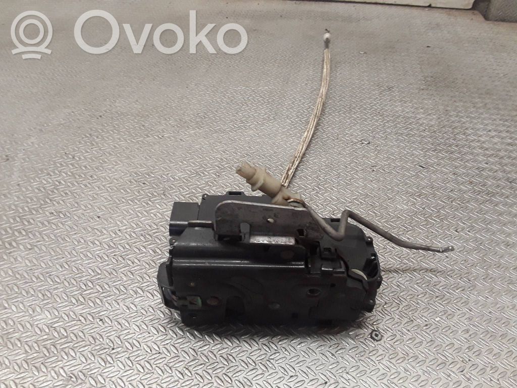 Audi A2 Priekinė durų spyna 