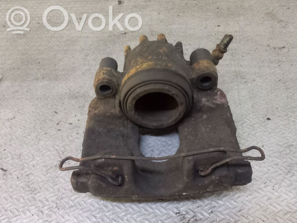 Caliper de freno delantero