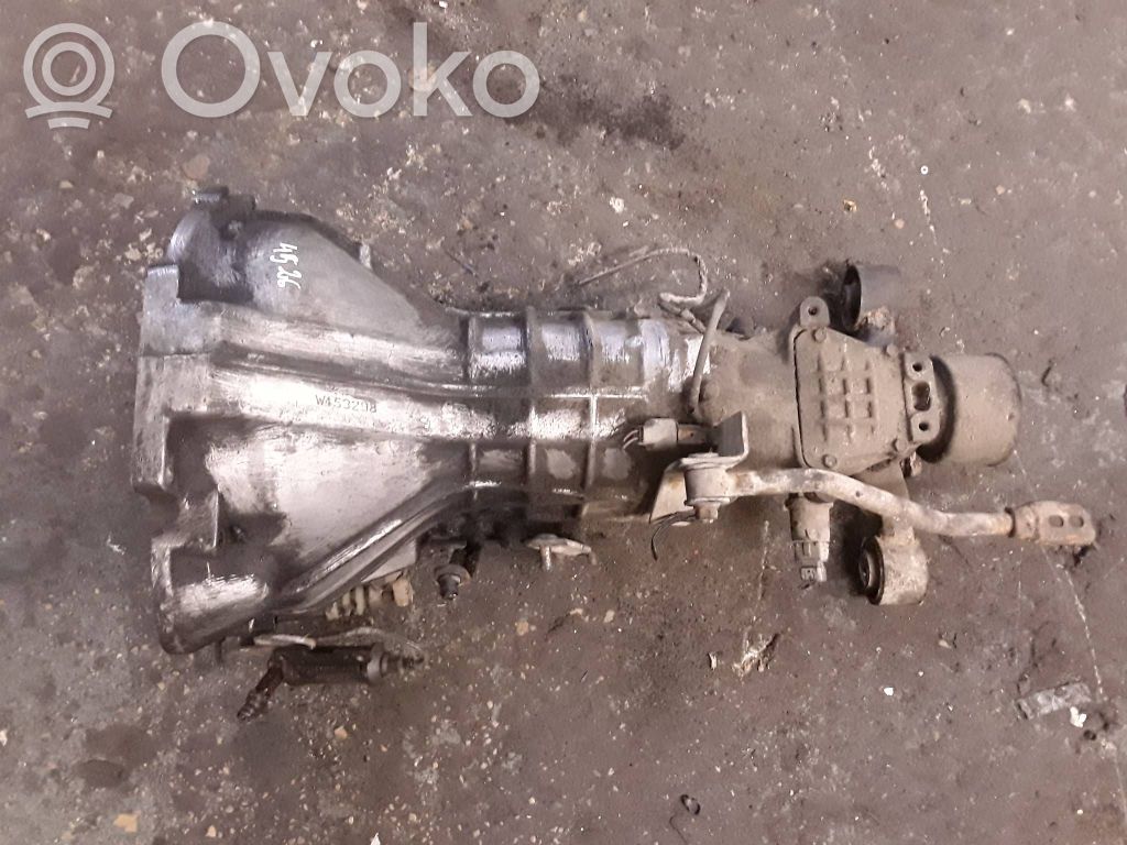 Manualna 5-biegowa skrzynia biegów   KM135M