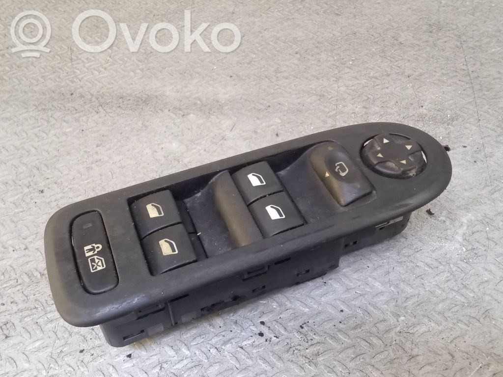 Citroen C5 Electric window control switch 