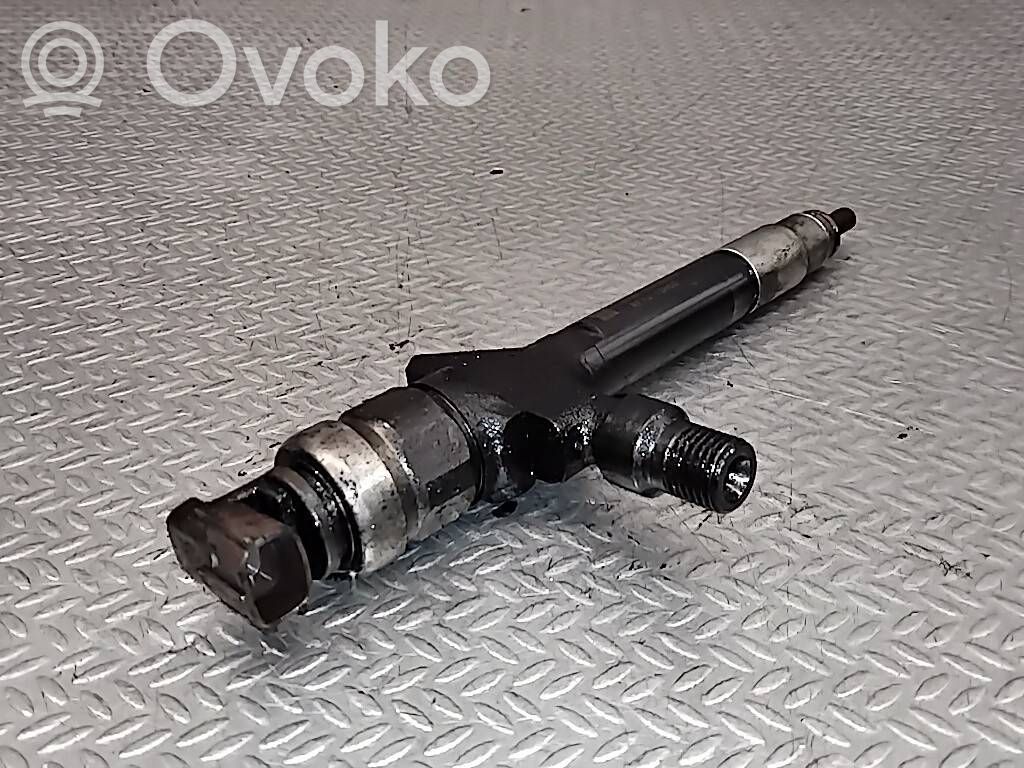 Injektor Einspritzdüse   RF7J13H50