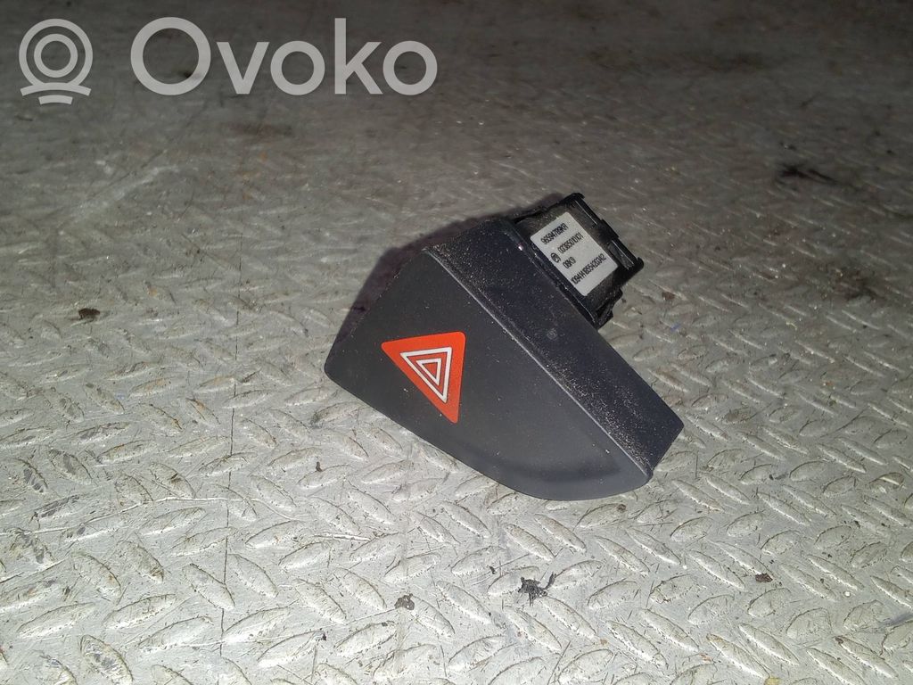 Hätävilkkujen kytkin   96594789KR