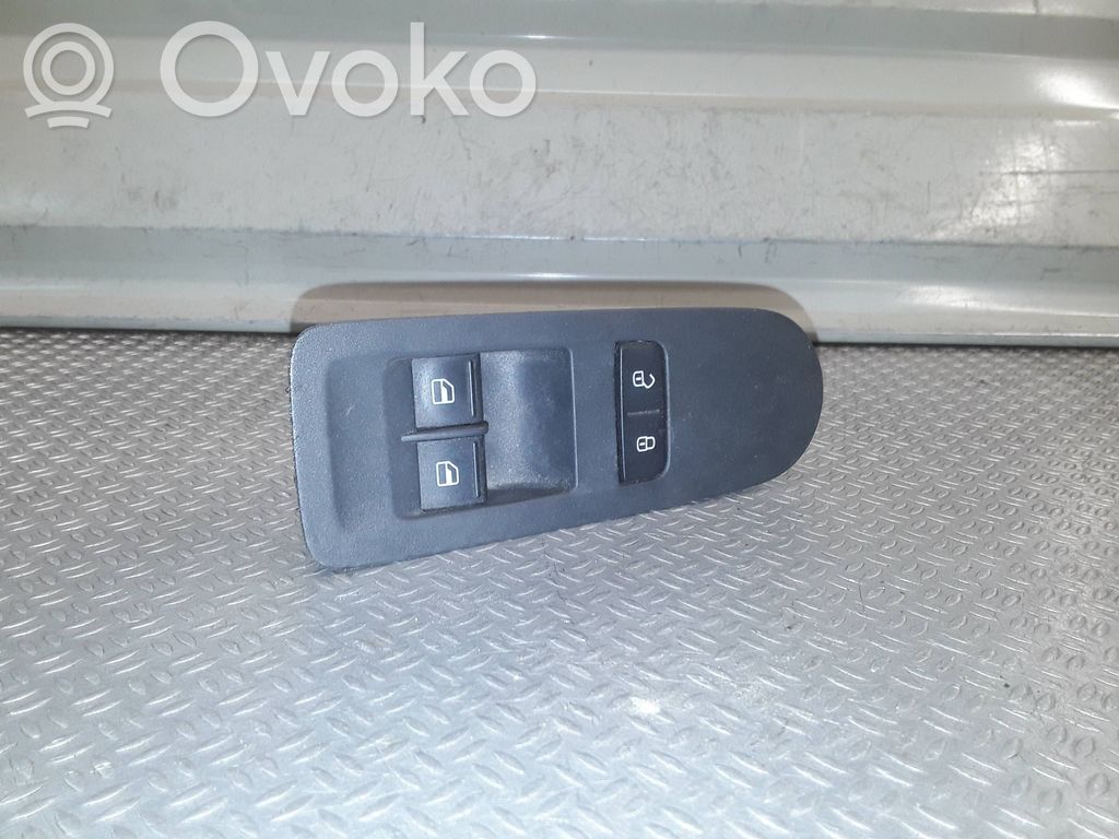 Volkswagen Up Przyciski szyb 