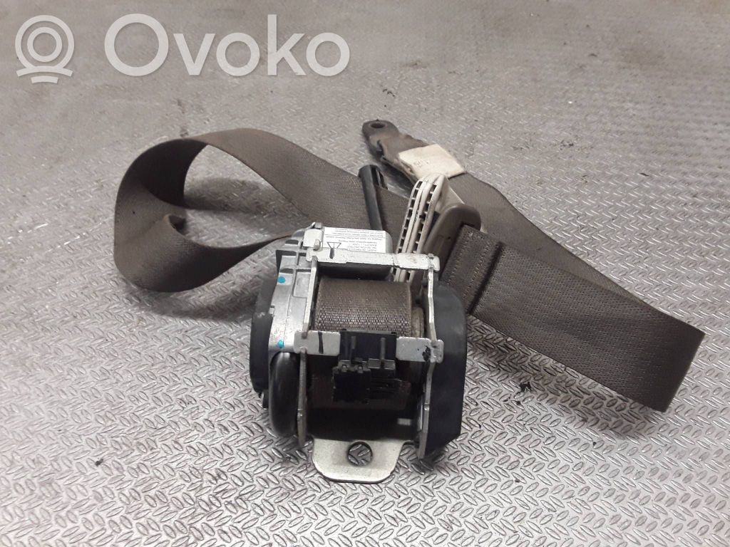 Jeep Patriot Front seatbelt 