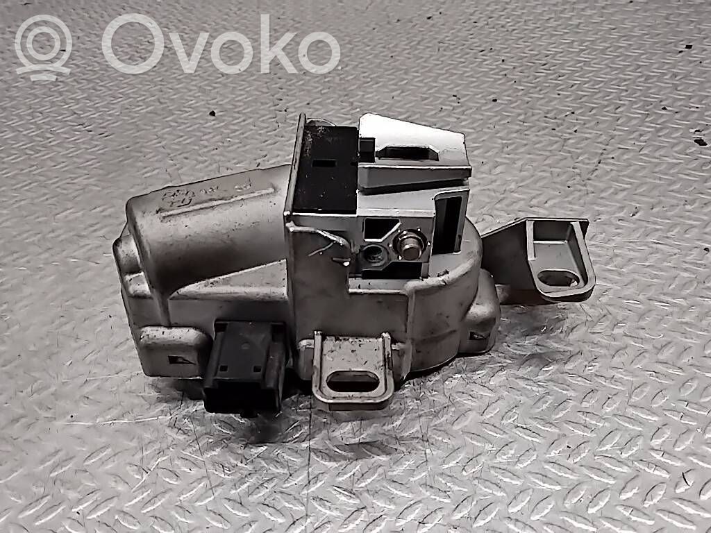 Volvo V50 Steering wheel lock 