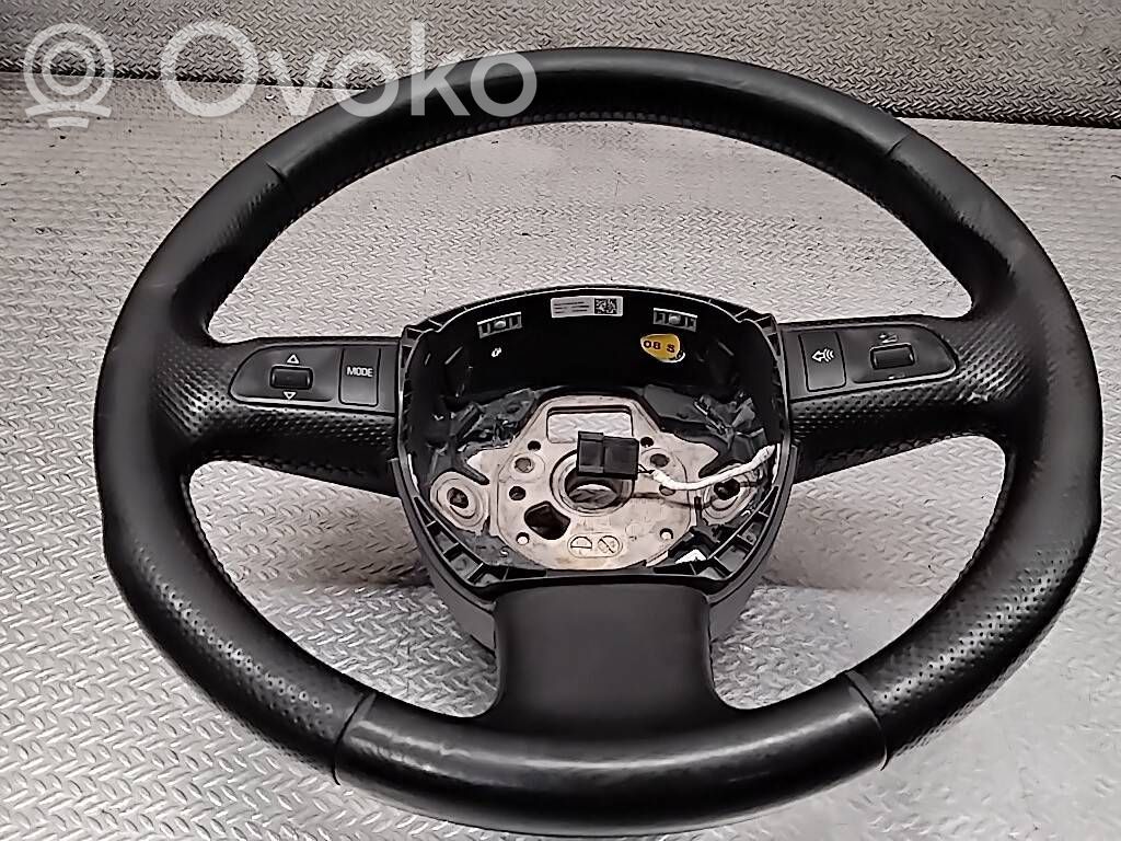 Steering wheel   61712000C