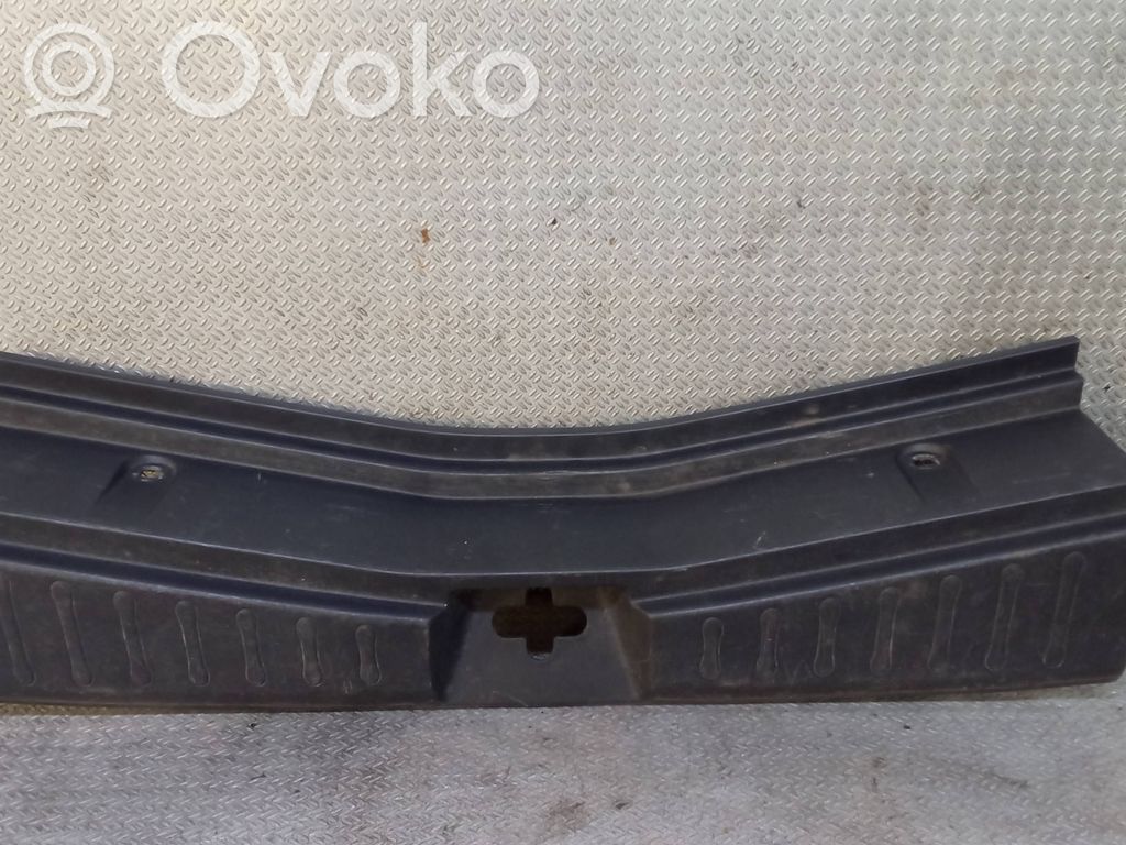 Nissan Note (E12) Protector del borde del maletero/compartimento de carga 