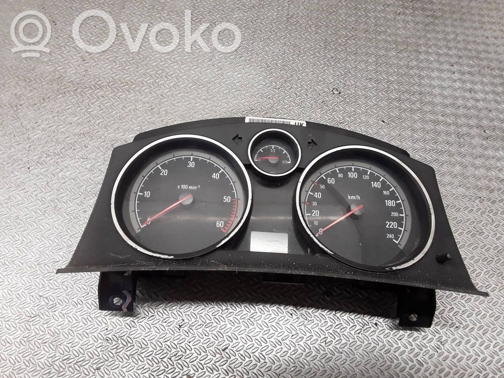 Opel Zafira B Tachimetro (quadro strumenti) 