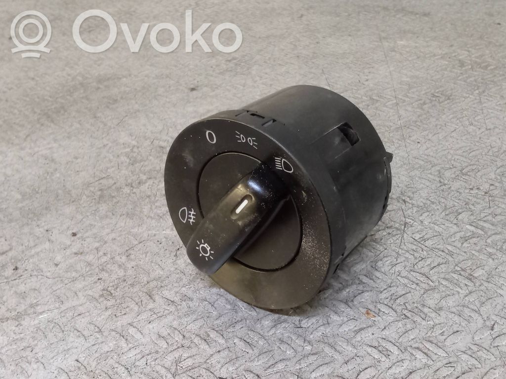 Interruptor de luz   1K0941431BC