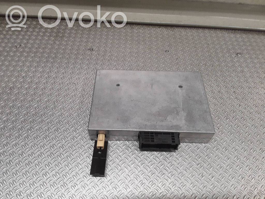 Bluetoothin ohjainlaite/moduuli   8P0862335H