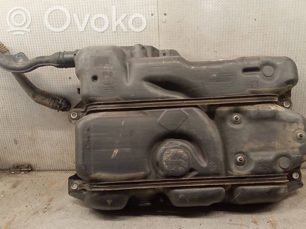 Depósito de combustible   8201497675
