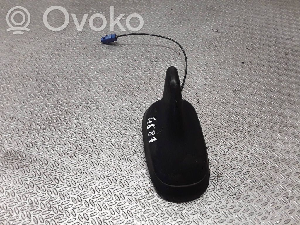 Volkswagen PASSAT B7 Antenna GPS 