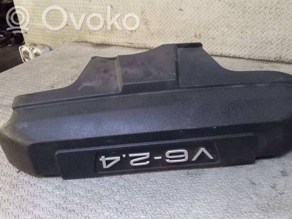 Couvercle cache moteur   06E103925