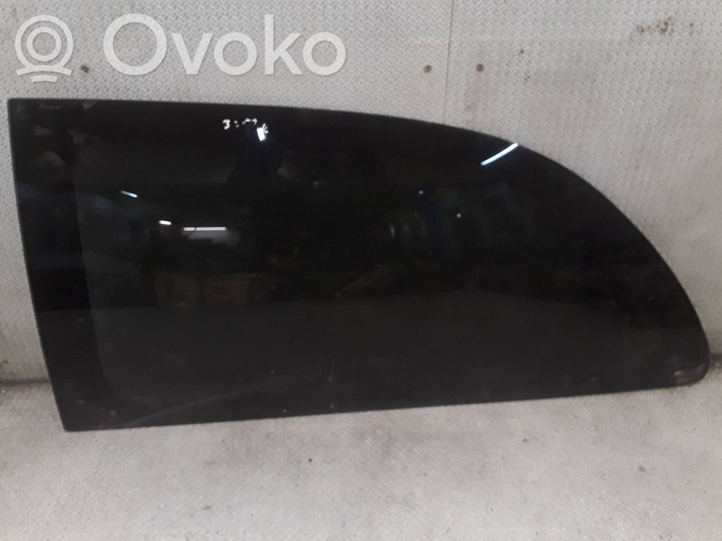 Chrysler Voyager Geam lateral spate