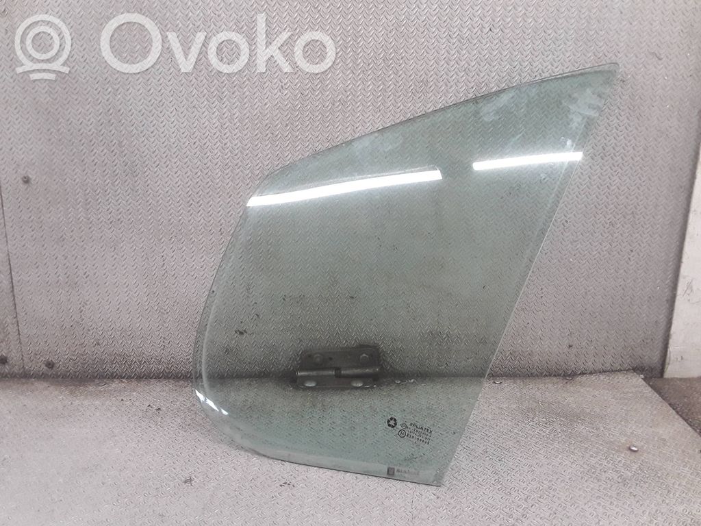 Nissan Primastar Fenêtre latérale avant / vitre triangulaire (4 portes)